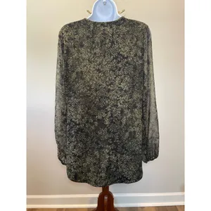 White House Black Market Long Sleeve Lace Pleated Top Size M Green Leaf Print thumbnail 2
