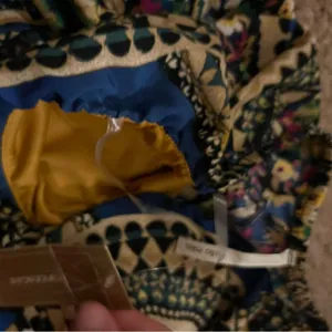 Hello miss-strapless paisley, satin‎ maxi dress L thumbnail 7