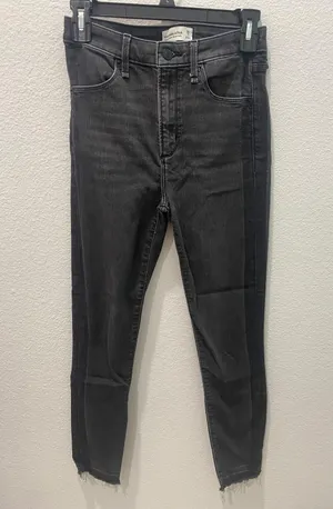 Abercrombie and Fitch Black Skinny Jeans size 2 thumbnail 1