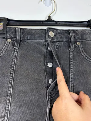 Free People Black Button Fly Denim Jean Shorts Size 31 thumbnail 5