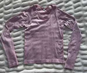 Lululemon Swiftly Tech Long Sleeve 2.0 Race Length thumbnail 1