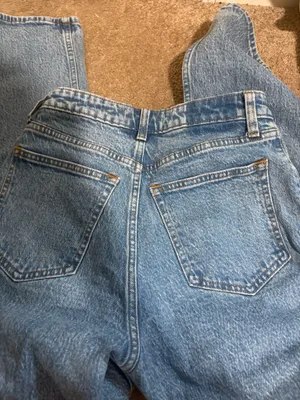 Abercrombie and fitch curve love 90s relaxed high rise jeans thumbnail 3