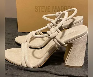 Steve Madden “Harrlow” dusty gold strappy heels open toe sandals size 6.5 suede thumbnail 4