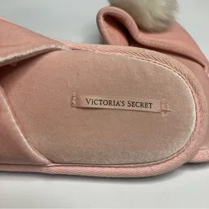 Victoria’s Secret velvet Pom slippers size‎ large thumbnail 5