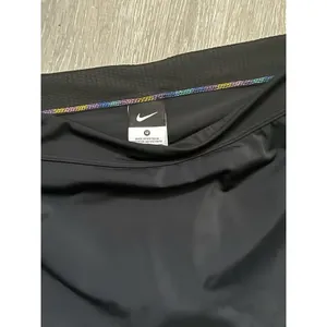 Nike Women’s Sz 12 Swim Skirt Skort Attached Built-in Bikini Black Elastic Waist thumbnail 3
