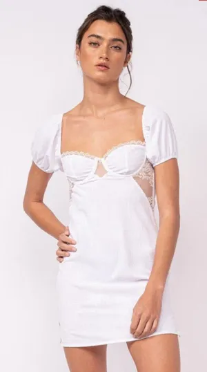 White Dress thumbnail 1