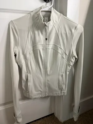 Lululemon Nulu Cropped Jacket thumbnail 1