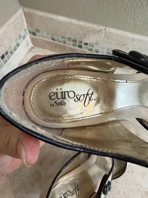 EuroSofft by Sofft Two Tone Patent Leather Mary Jane Heels Pumps Size 8 thumbnail 9