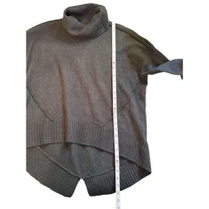 Romeo + Juliet Couture women’s charcoal gray turtleneck chunky knit‎ sz M thumbnail 6