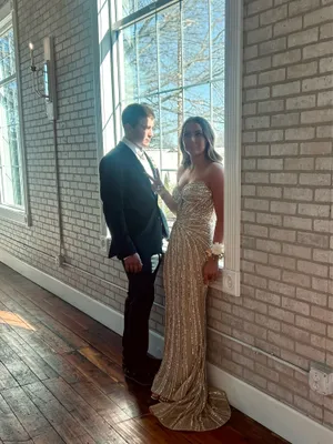 Amarra Prom Dress Gold Size 4 thumbnail 10