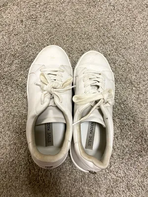 Steve Madden Sneakers thumbnail 2