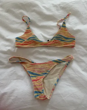 Triangl Bikini Set thumbnail 1