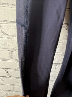 Women’s lululemon  Navy Performance leggings size 4 thumbnail 4