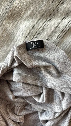 Aritzia Top thumbnail 4