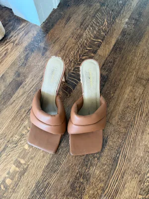 Square Toed Chunky Heel Brown Size 7 thumbnail 4