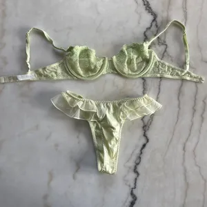 Vintage Lejaby Lime Green Lace Ruffle Lingerie Set 34B Size Small Panties thumbnail 2