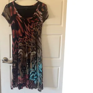 Karen Kane sz S Women Short Sleeve MulitColor Abstract Midi Dress Casual Evening thumbnail 2