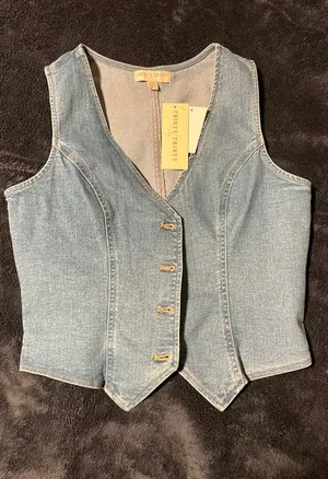 Thirty/Thirty Women’s Medium Jean Vest thumbnail 1
