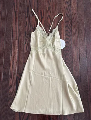 NWT Green Lace Dress thumbnail 1