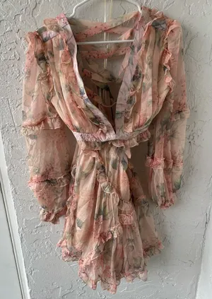 Scrappy Floral Backless Dress 👗 thumbnail 1
