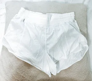 Hotty Hot Short 2.5” thumbnail 1