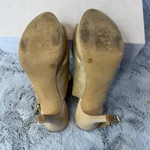 Jessica Simpson‎ Tan Gold Suede Patent Platform T-Strap Peep Toe Heels 7.5B thumbnail 8