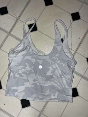 Lululemon tank thumbnail 2