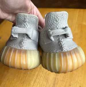 Adidas Yeezy Boost 350 thumbnail 3
