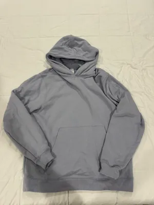 Alo sweatshirt thumbnail 3