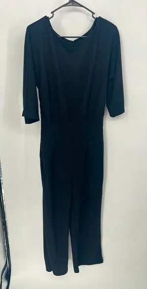 New black‎ jumpsuit size medium Black thumbnail 1