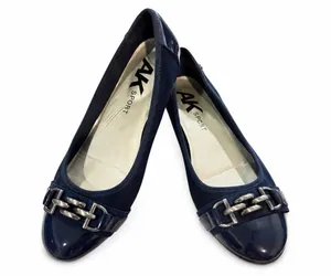 Anne Klein AK Sport Navy Ballet Flats Chain Accent Women’s Size 10M thumbnail 1