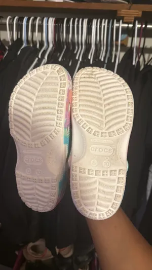 Crocs thumbnail 3