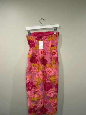 Showpo Dress thumbnail 2