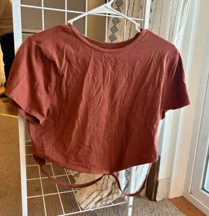Hollister Short Sleeve thumbnail 1
