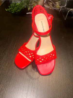 Antonio Melani Sandals Women Leather Coral Size 6.5 Block Heel Ankle Strap thumbnail 6