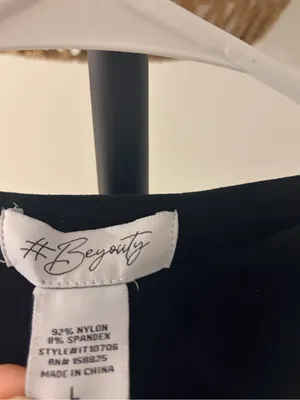Black Racerback Crop Tank Top Size L thumbnail 2