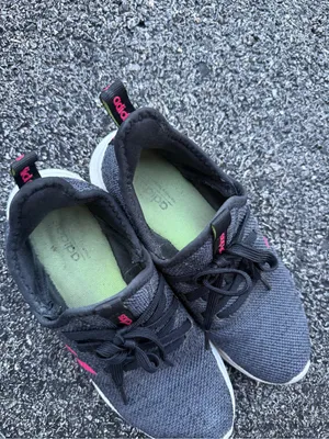 Adidas Cloudfoam Pure Black Pink Running Shoes Women’s 5.5 thumbnail 3