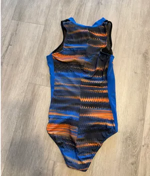 Oakley Women’s Sleeveless One-Piece Swimsuit Rash Guard Size Small - Good Condition thumbnail 3