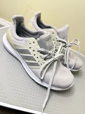 Adidas Solyx Cloud Foam Women’s Size 7.5 White Athletic Running Shoes thumbnail 1