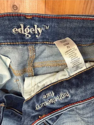 Maurices Edgely High Rise Curvy Flare Jeans Raw Hem Blue Women’s Size 12 Reg thumbnail 10