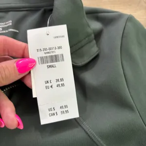 NWT Gilly Hicks Hollister Cropped Workout Athletic Full Zip Jacket Green Small thumbnail 3