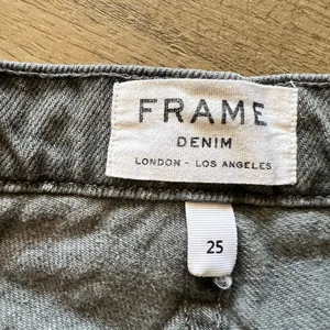 $345‎ FRAME DENIM Nouveau Le Mix Mini Skirt in Ash Mix Distressed Size 25 thumbnail 5