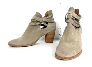 Frye Naomi Pickstitch Booties Ash Soft Oiled Italian Suede Back Zip Size 7.5 thumbnail 2