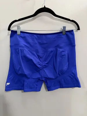 Fabletics Seamless Scrunch Short 4” thumbnail 2