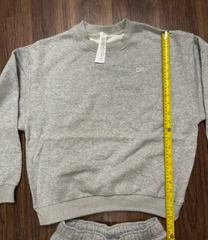 🩶 Accolade Set Gray Small Crewneck + Shorts thumbnail 8