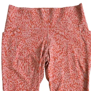 Athleta Salutation Stash Pocket II Printed 7/8 Tight Leggings Women’s Size XL thumbnail 4