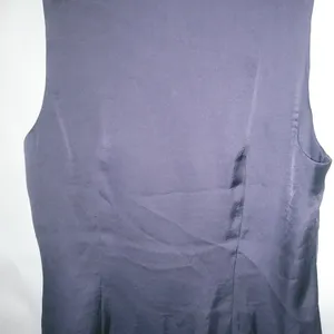 Banana Republic 8 V-Neck Satin Sleeveless Top in Deep Eggplant thumbnail 4