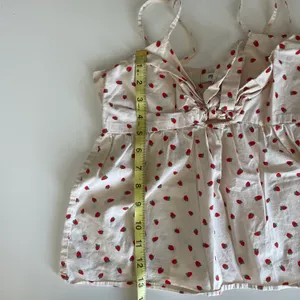 Madewell strawberry tank blouse thumbnail 5