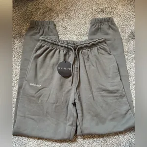 White Fox Boutique Sweatpants thumbnail 1