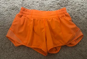 Lululemon Hotty Hot 2.5" thumbnail 1